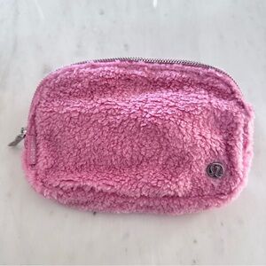 Lululemon Everywhere Pink Fleece Sherpa Belt Bag NWT